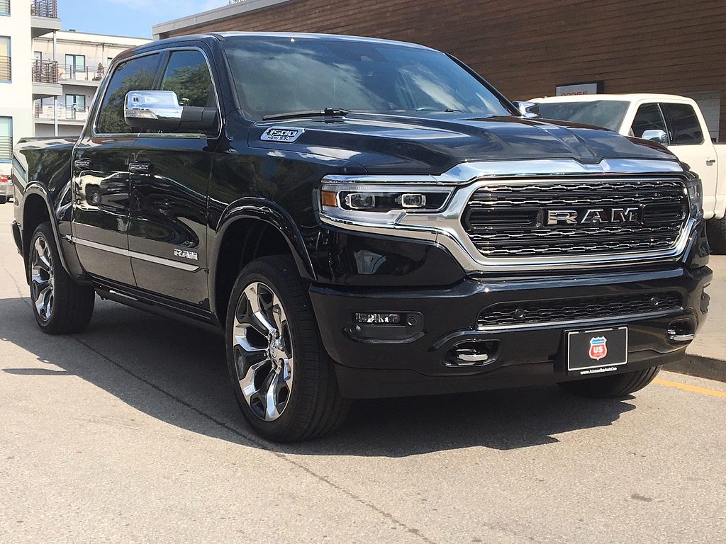 RAM 1500 – LIMITED CREW CAB UUS MUDEL!