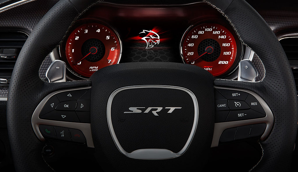 DODGE CHARGER – SRT HELLCAT