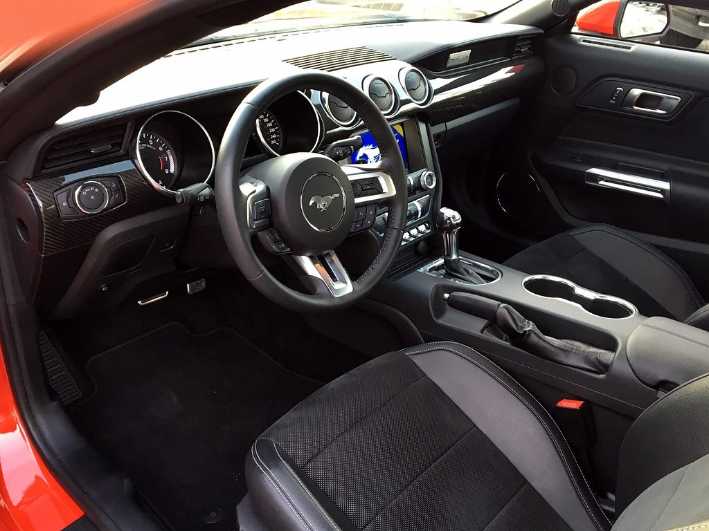 FORD MUSTANG – GT 5.0L V8 uus mudel!